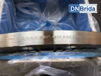 Brida tipo ring AWWA C207<br>20" (DN500) class D<br>Material: Acero inoxidable AISI-316L, fabricación forjada