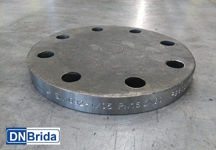 Brida ciega EN-1092-1 type 05<br>DN80 PN16 tipo A<br>Material: acero al carbono P250GH fabricación forjada, mecanización por una cara